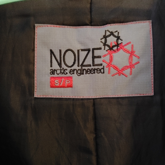 Winter Jacket, Small - Picture 7 of 7